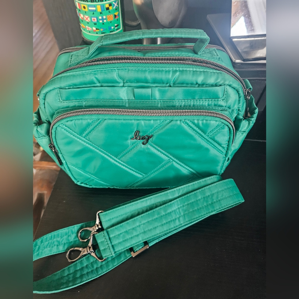 Lug Boomer Crossbody